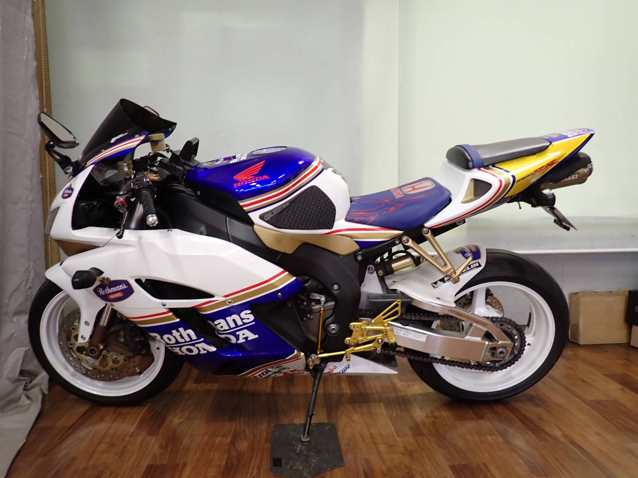 Honda CBR1000RR 2005