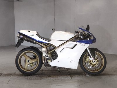 Ducati 748 2001