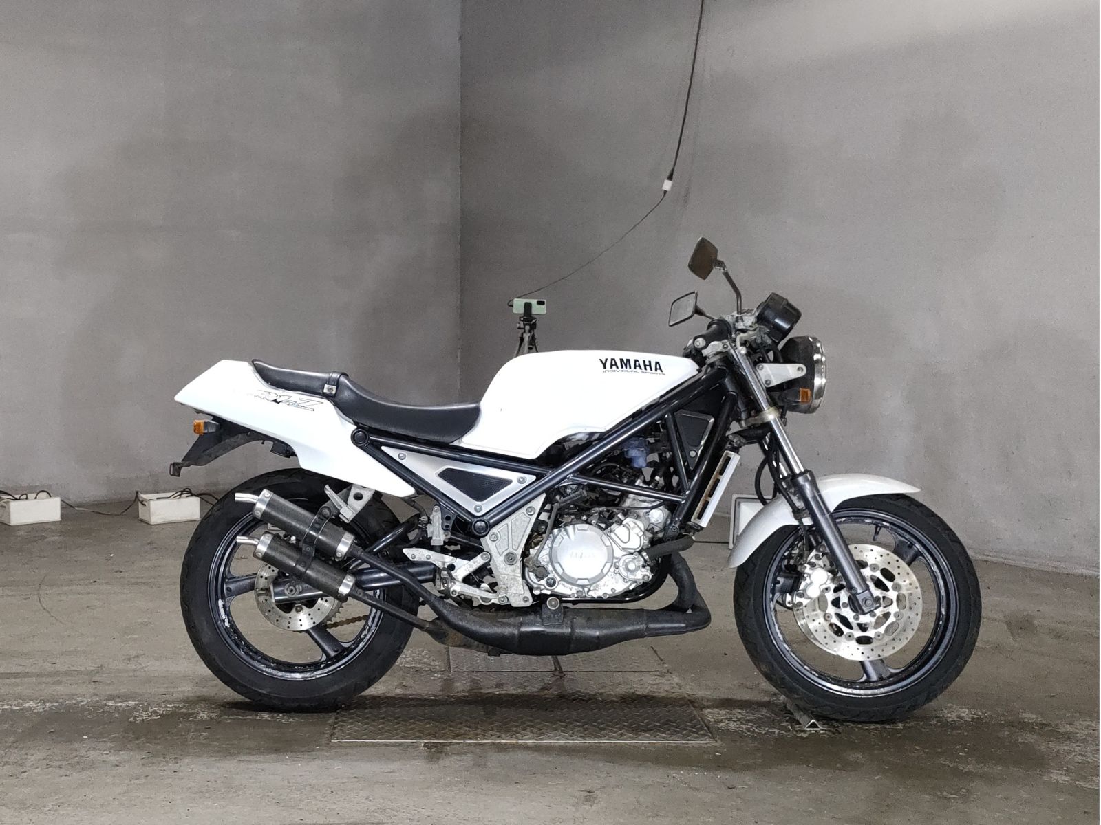Yamaha R1-Z 1992