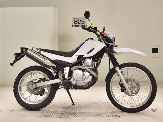 Yamaha SEROW XT250 2018
