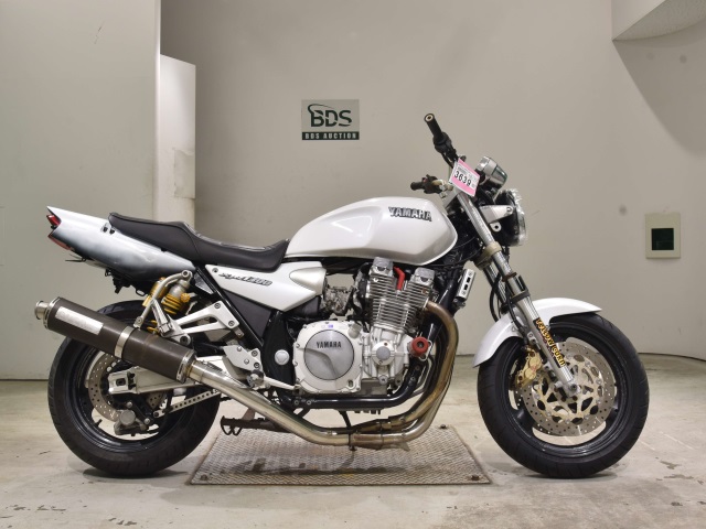 Yamaha XJR1200 1999