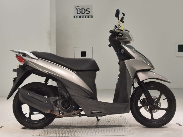 Suzuki ADDRESS V110