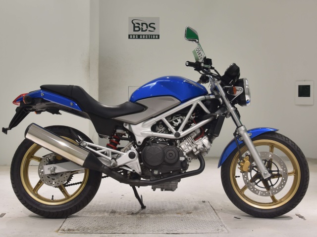 Honda VTR250 2011