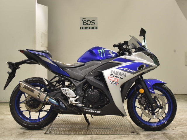 Yamaha YZF-R25A 2015