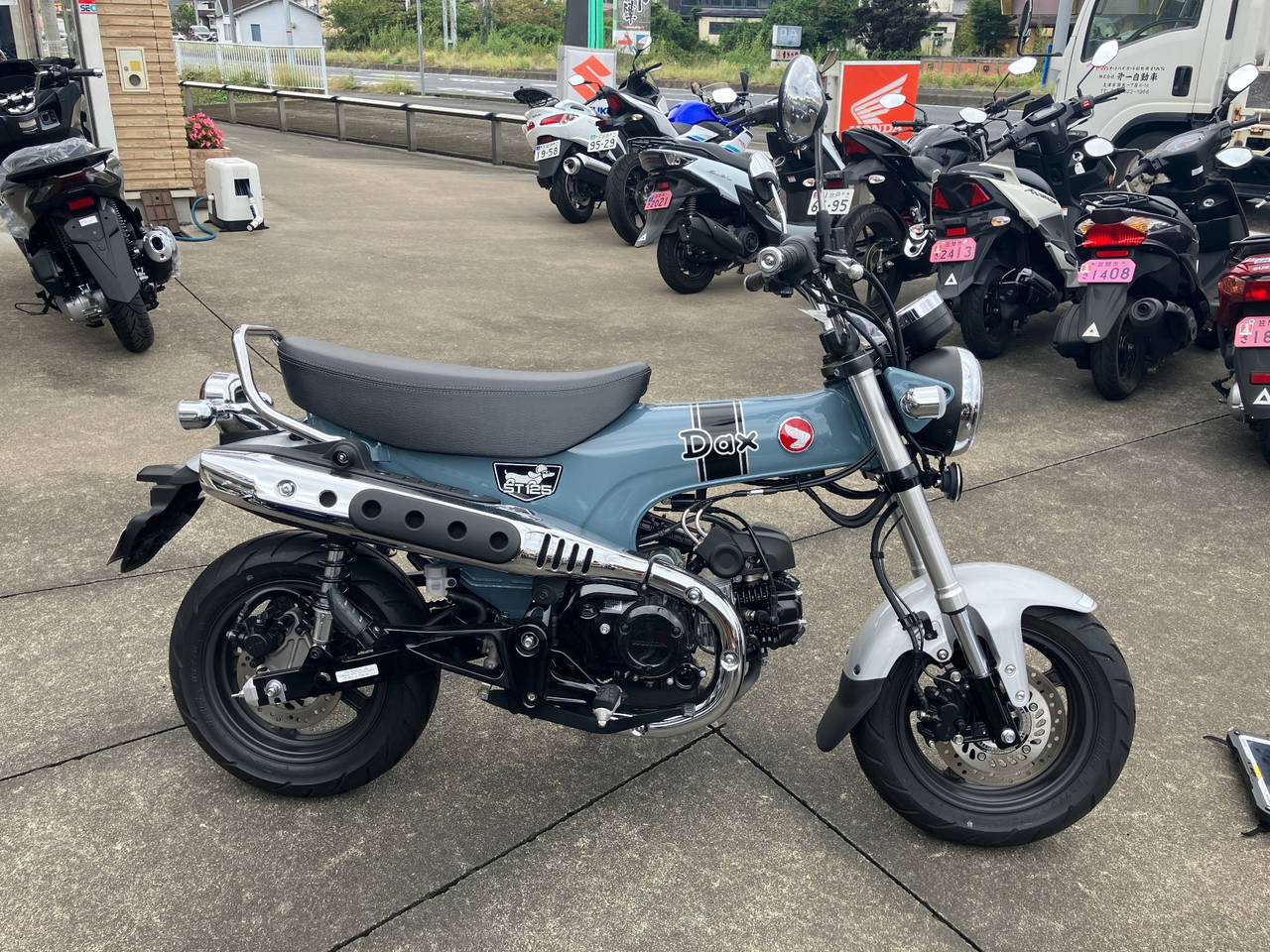 Honda DAX125 2022