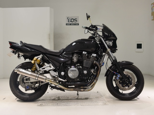 Yamaha XJR1300 2002