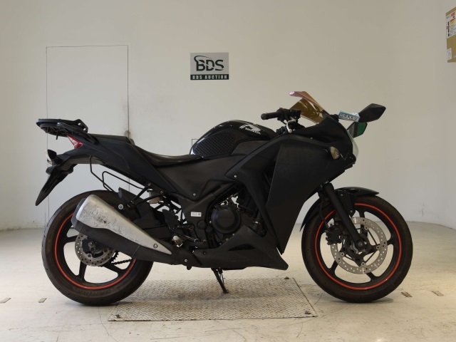 Honda CBR250R 2011