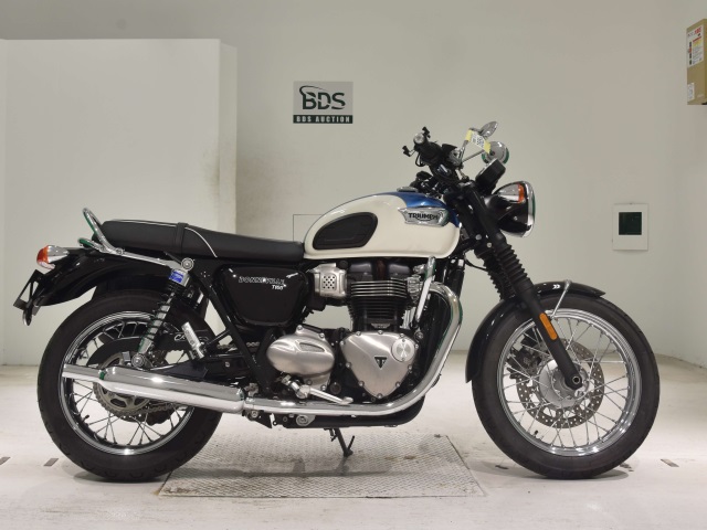 Triumph BONNEVILLE T100 2017