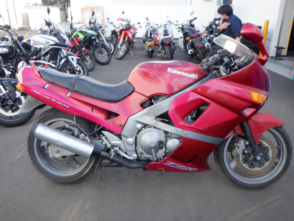 Kawasaki ZZ-R400 1992