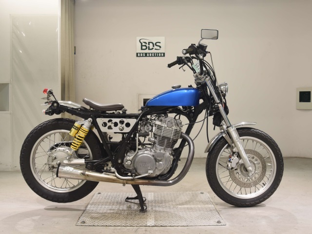 Yamaha SR400 2001
