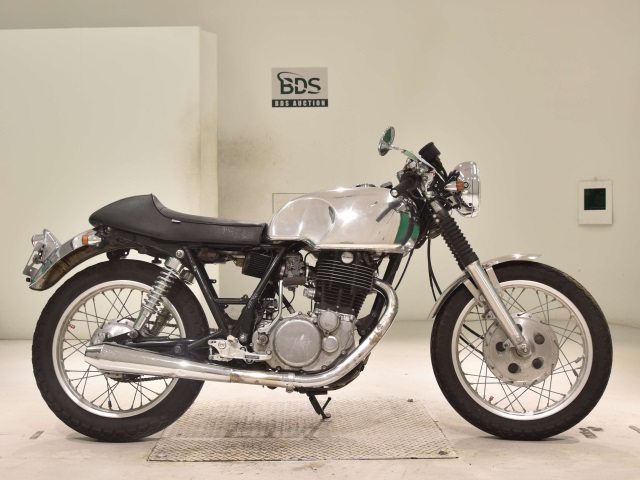 Yamaha SR400 2000