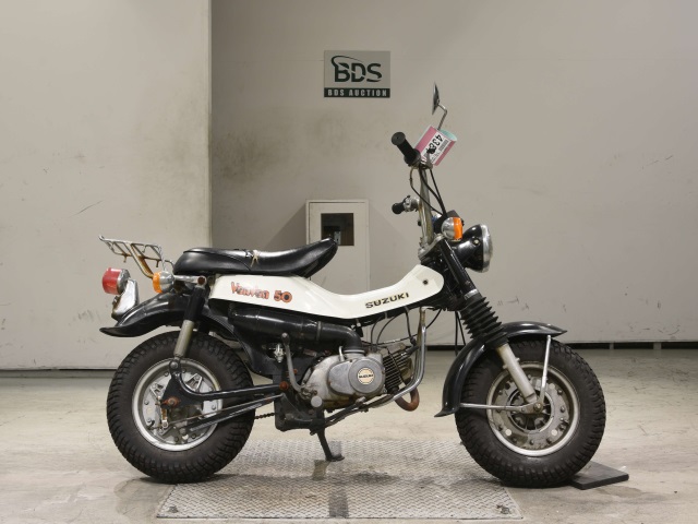 Suzuki RV50