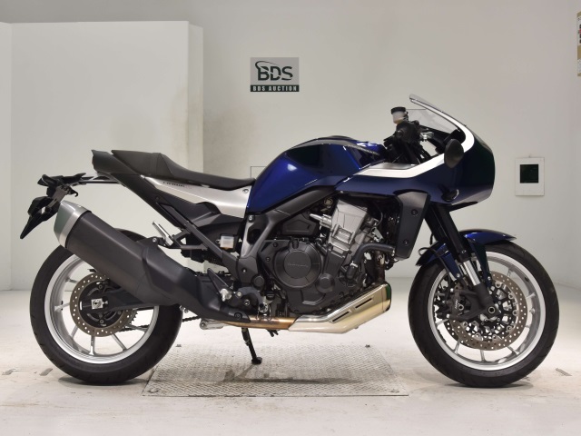 Honda HAWK11 2022