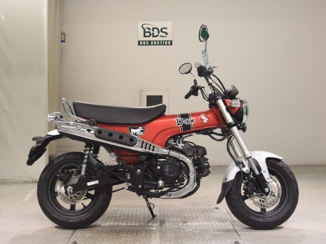 Honda DAX125 2022