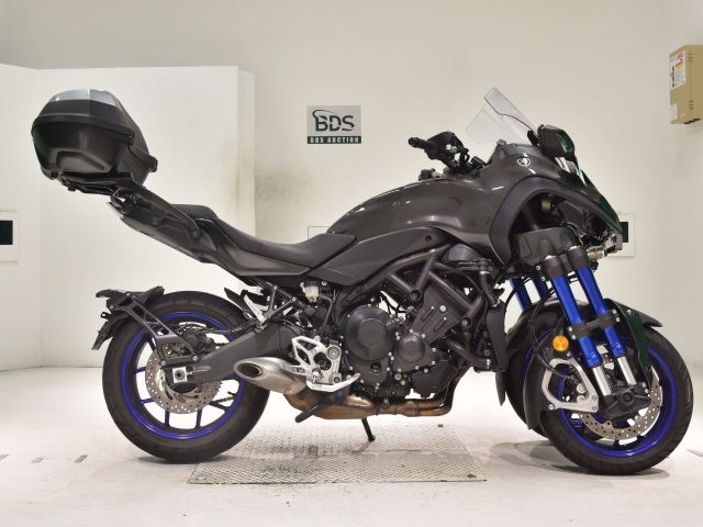 Yamaha NIKEN 2018