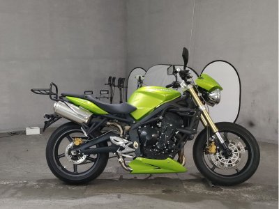 Triumph STREET TRIPLE 2009