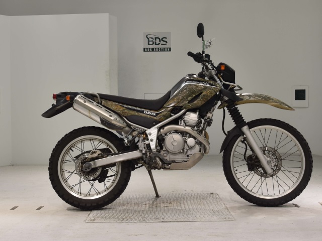 Yamaha SEROW XT250 2010