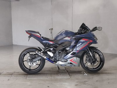 Kawasaki NINJA ZX-25R KRT 2022