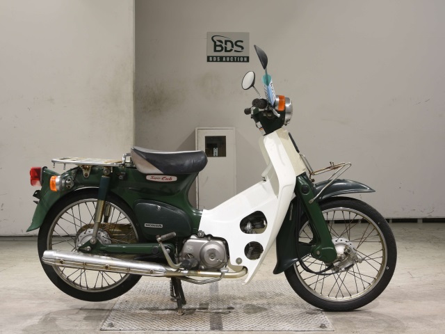 Honda C50 2002