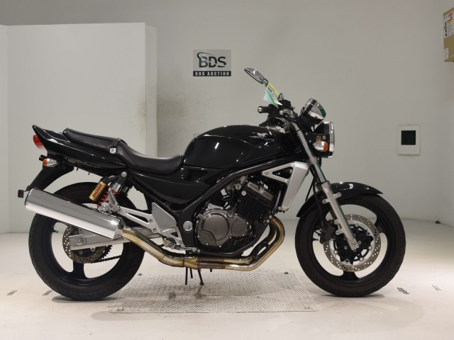 Kawasaki BALIUS ZR250 2004