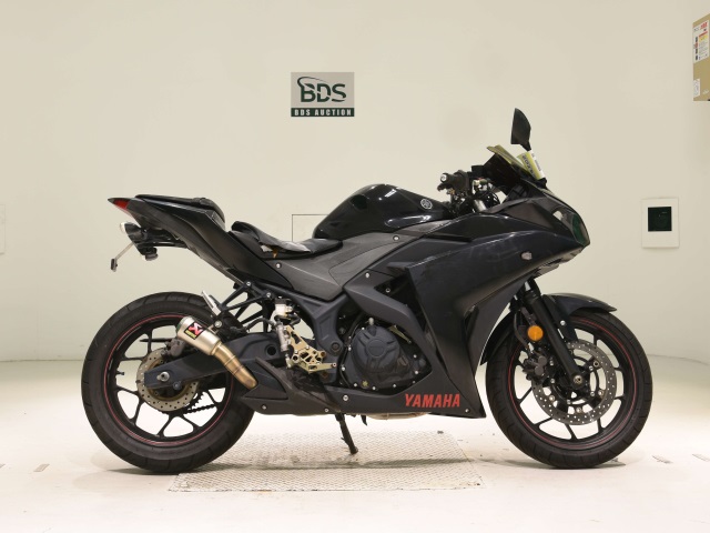 Yamaha YZF-R25 2015