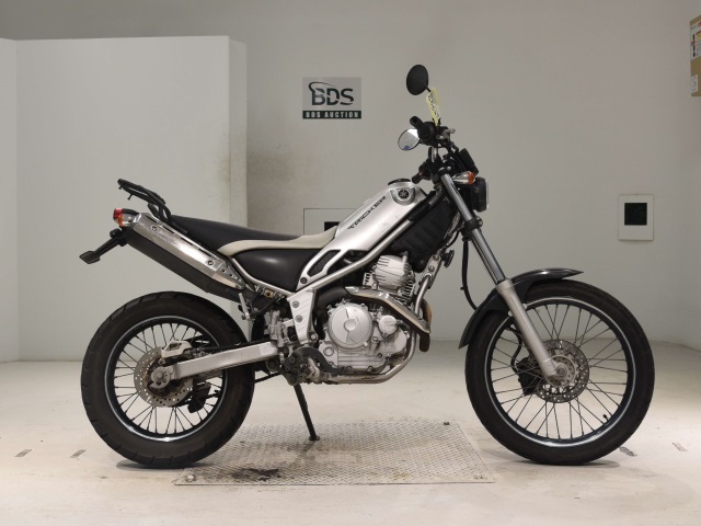 Yamaha TRICKER 2006