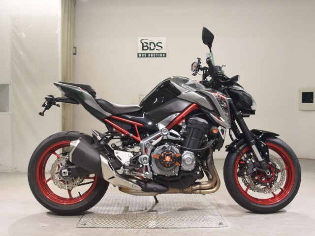 Kawasaki Z900 2018