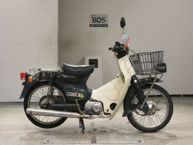 Honda C50 1989