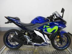 Yamaha YZF-R25 2015