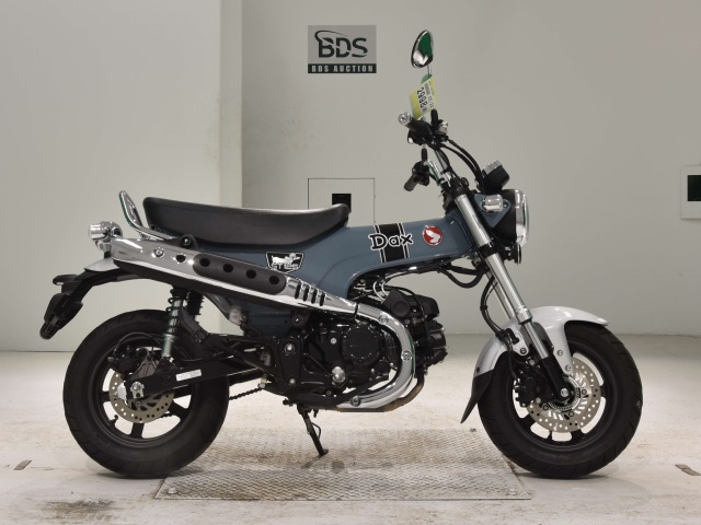 Honda DAX125 2022