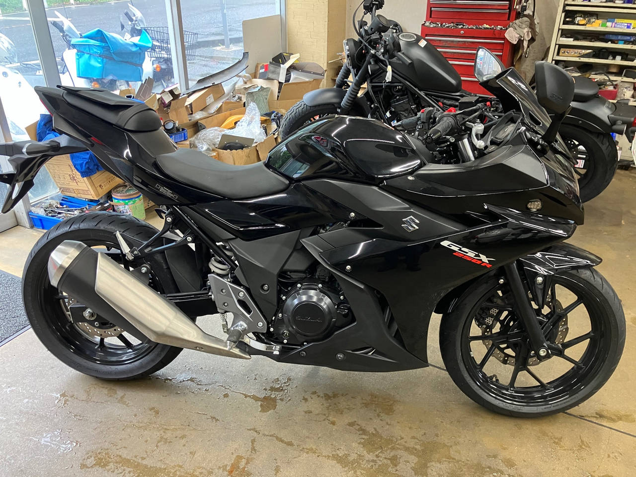 Suzuki GSX250R