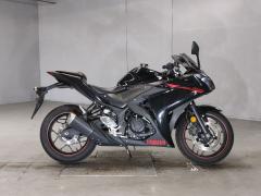 Yamaha YZF-R25 2015