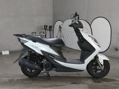 Suzuki SWISH125