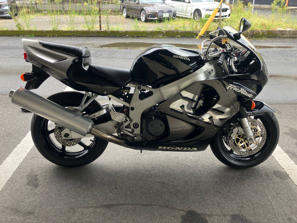 Honda CBR900RR 1999