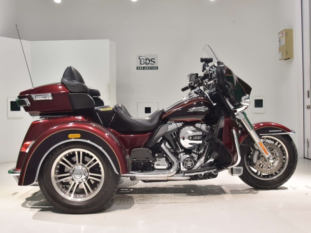 HD ELECTRA GLIDE FLHTCU1690 TRIKE 2015
