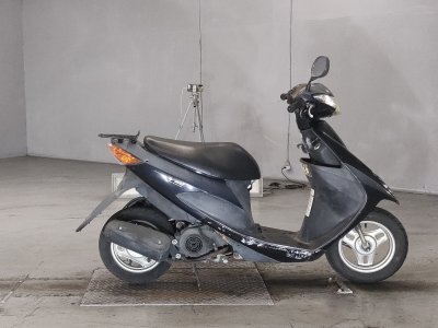 Suzuki ADDRESS V50