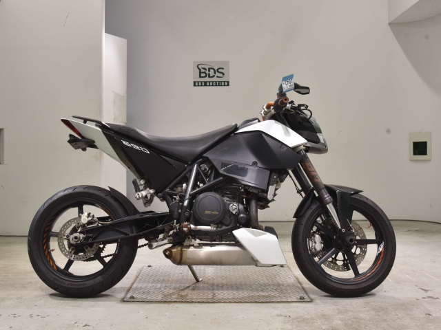 KTM 690 DUKE 2011
