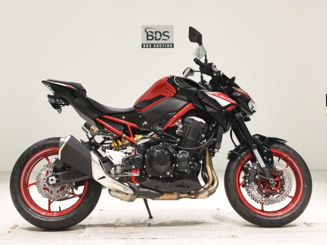 Kawasaki Z900 2023