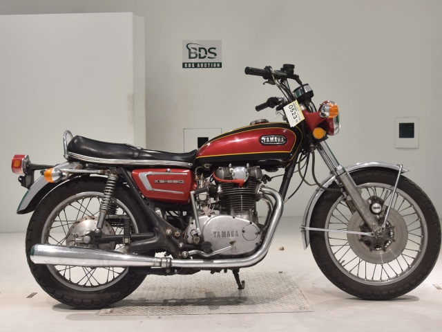 Yamaha XS650 1973