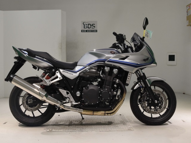 Honda CB1300SF BOLDOR 2023