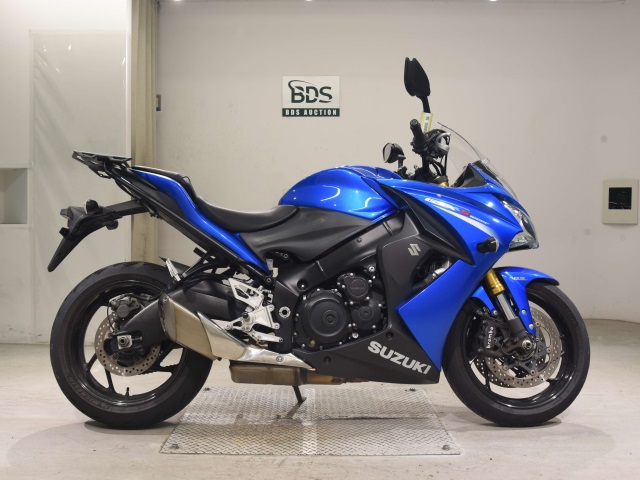 Suzuki GSX-S1000F 2015