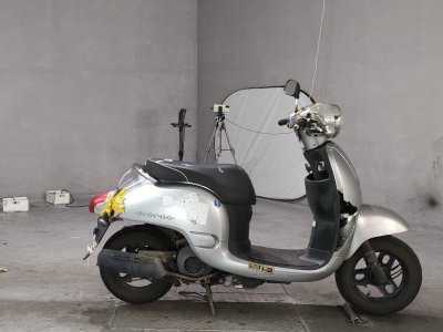 Honda GIORNO 2011