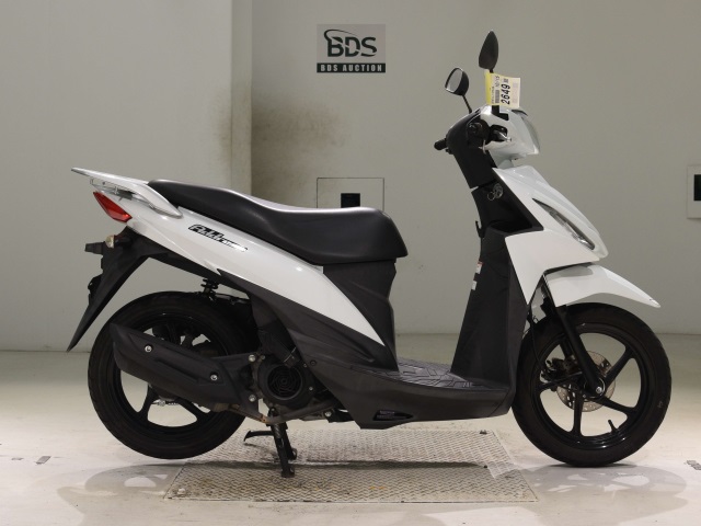 Suzuki ADDRESS V110