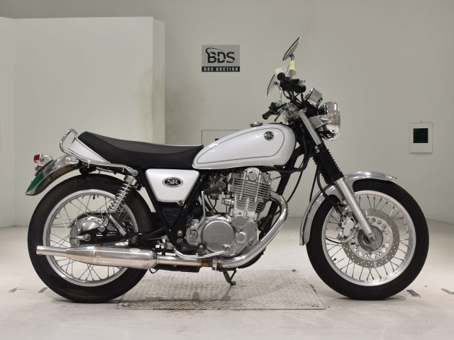 Yamaha SR400 2004