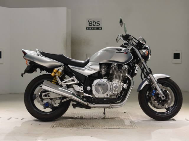 Yamaha XJR1300 2000
