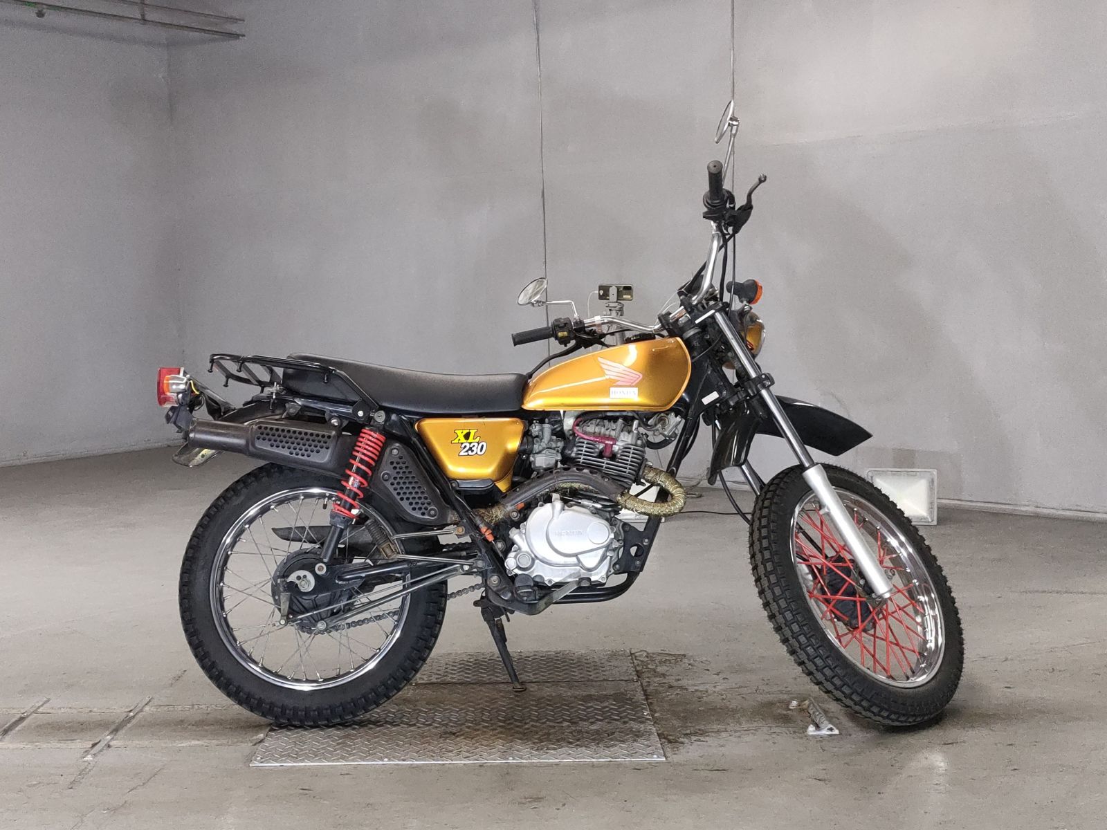 Honda XL230 2002