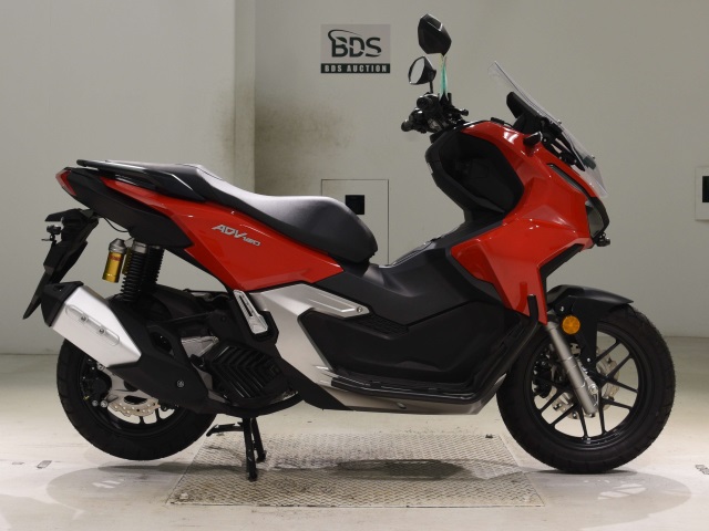 Honda ADV 160 2025