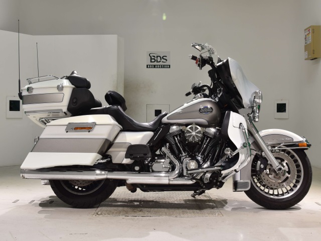 HD ELECTRA GLIDE FLHTCU1580 2008