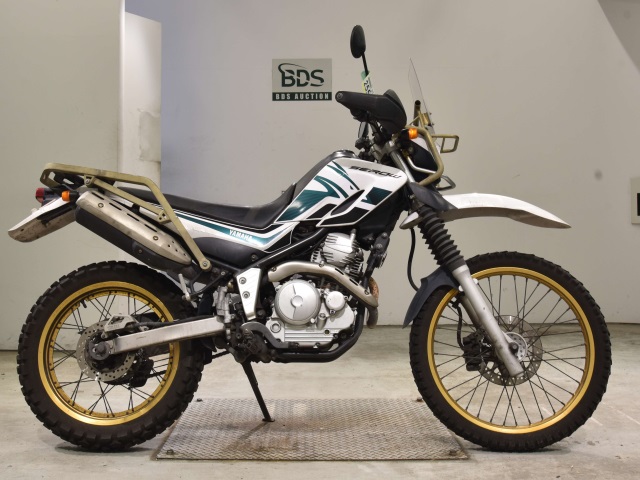 Yamaha SEROW XT250 2012