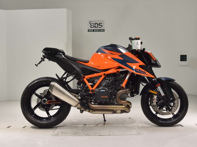 KTM 1290 SUPERDUKE R 2022